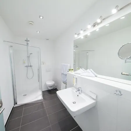 Alpenhaus Kesselfall, Near The Kitzsteinhorn Glacier 3* カプルーン