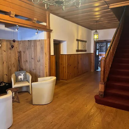 ゲストハウス Alpenhaus Kesselfall, Near The Kitzsteinhorn Glacier カプルーン